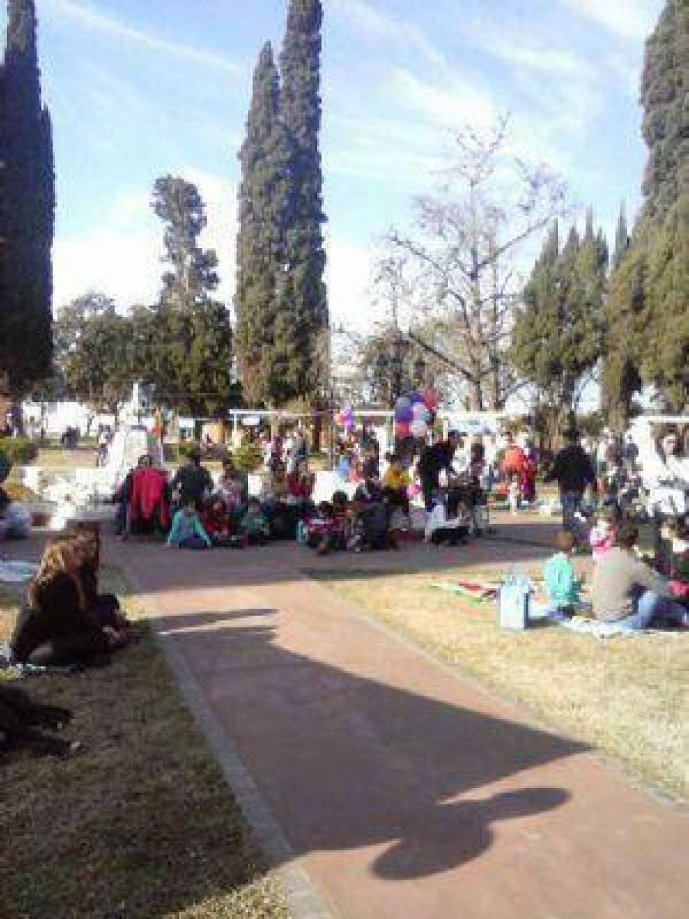 Se realiz� la jornada de participaci�n y visibilizaci�n organizada por la CET Chivilcoy