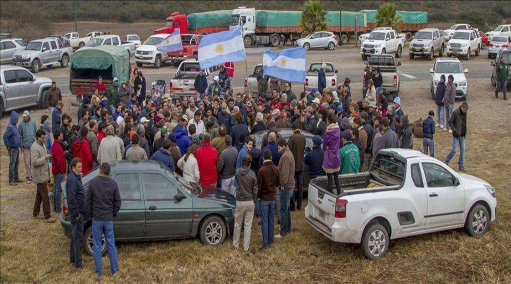 El Gobierno prometi� dar respuestas a los productores en tres d�as