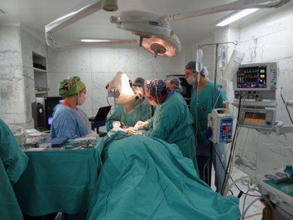 Se dilata la definici�n de la paritaria de los trabajadores de cl�nicas y sanatorios 