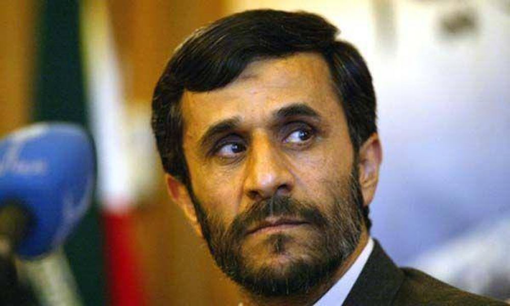 Ahmadinejad inici� su segundo mandato en medio de protestas