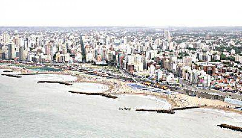 En tensi�n con los gremios, avanzan los pliegos de La Perla y El Torre�n