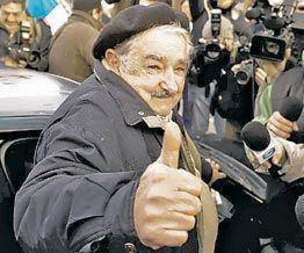 La oposici�n sumada supera en intenci�n de voto al Frente Amplio