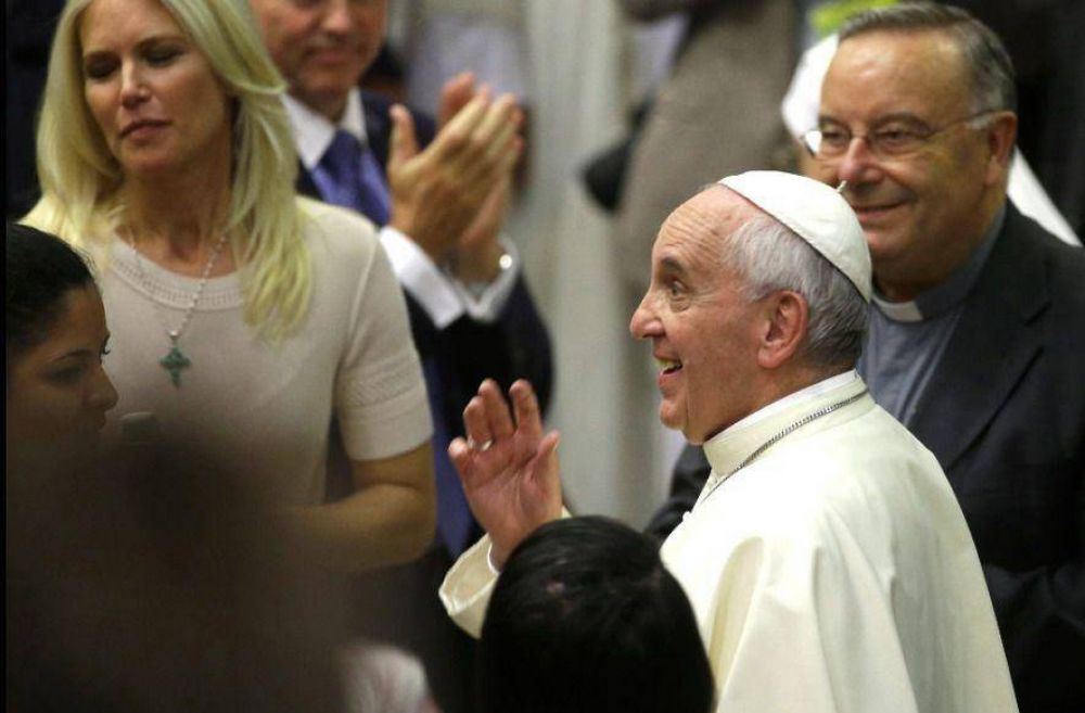 El Papa profundiza su defensa de la ecología en una cumbre con 70 alcaldes