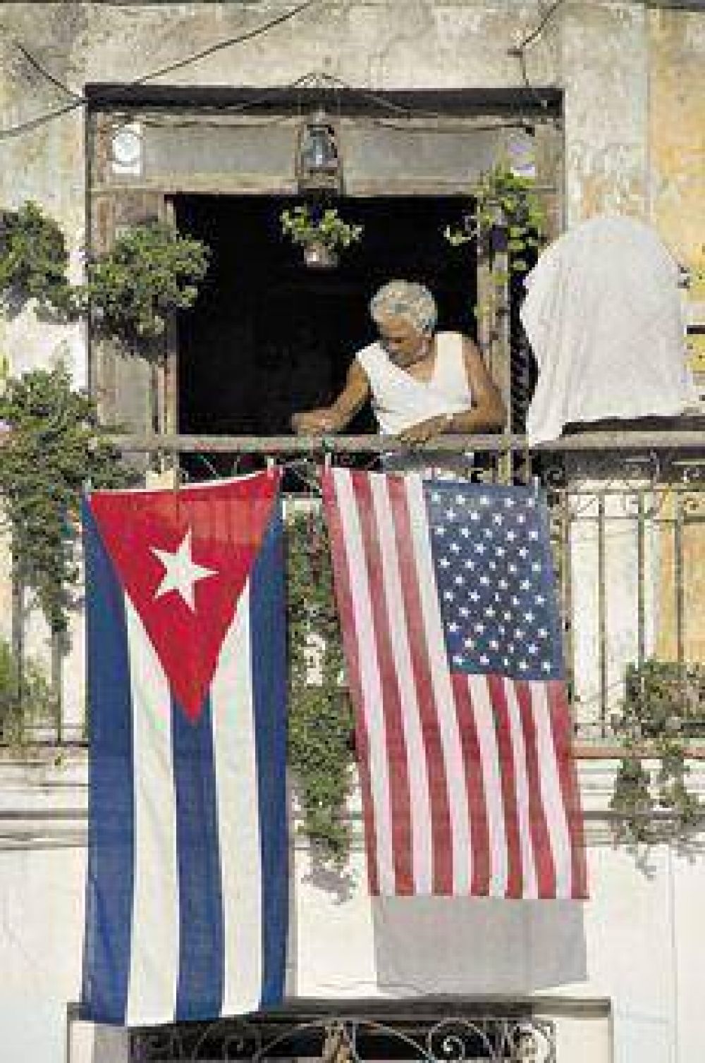 Los cubanos saludan la nueva etapa
