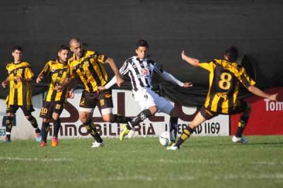 Mitre y Central C�rdoba se miden por la Copa Santiago