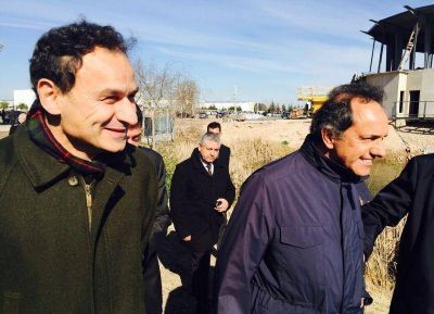 Pablo Bruera y Daniel Scioli presentaron juntos sus candidaturas en Ca�uelas