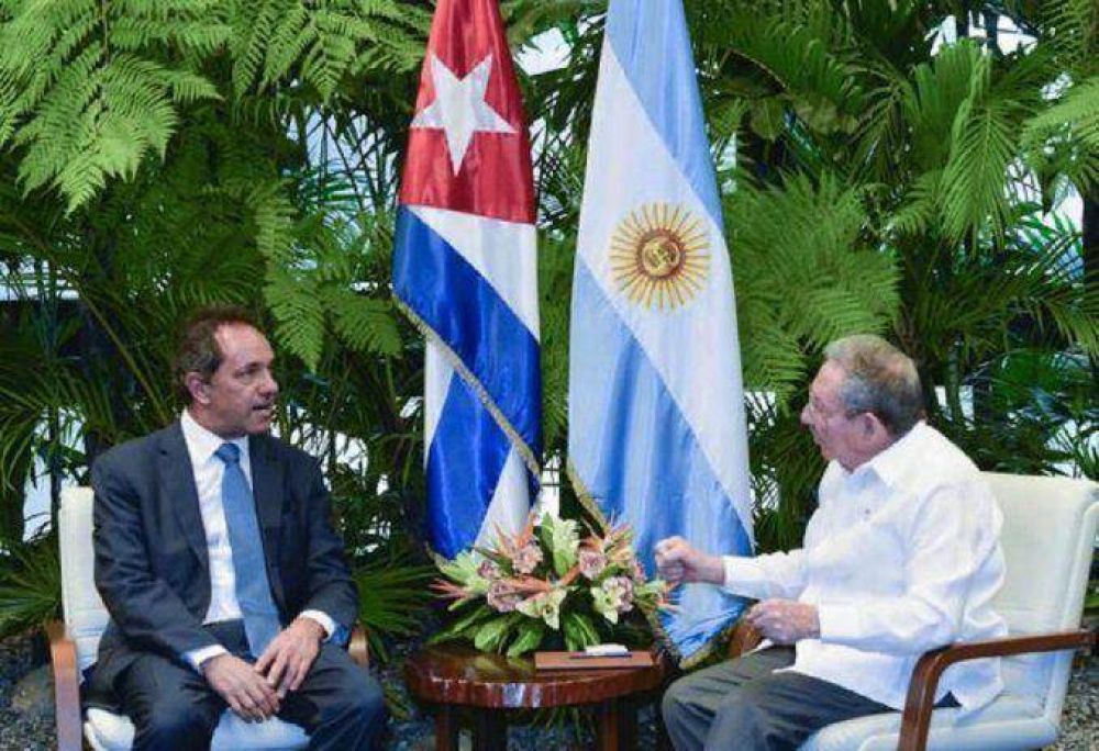 Scioli lleg� a Cuba y se reuni� con Castro tras la apertura del di�logo con EEUU  
