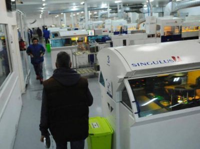 Asaltan planta de DVD y roban discos de plata pura por valor millonario