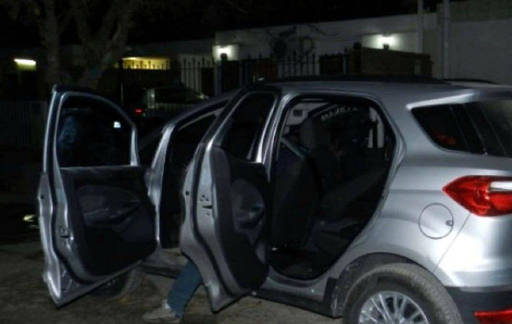 Camioneta del padre de custodio de P�rez, utilizada en un asalto