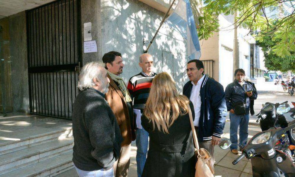 VERGONZOSO: El Frente Amplio denunci� que 