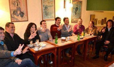 Urtubey acompa�� a Santiago Cafiero en San Isidro