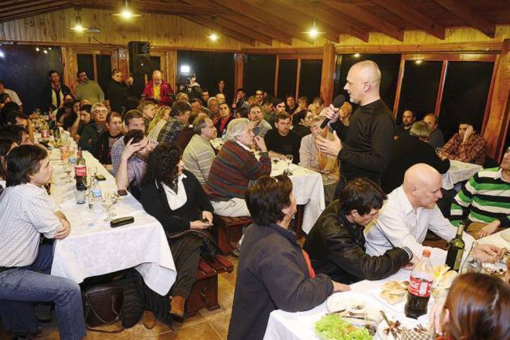 Buzzi: �Scioli es la expresi�n de las corrientes profundas que se vienen construyendo en Argentina�