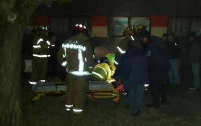 Una formaci�n de tren arroll� a una persona a metros de la Estaci�n