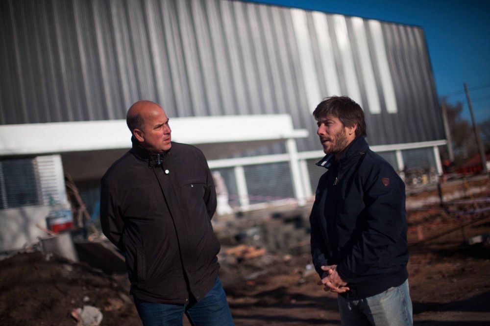 Recorrieron las obras complementarias al Polideportivo del barrio Libertad
