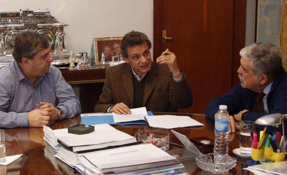 La historia de los silbidos que se transformaron en apoyo clave