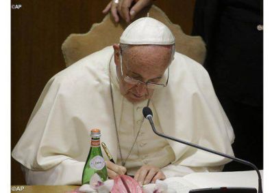 �Agradezco esta declaraci�n. Deseo que haga mucho bien�, escribe el Papa en el Acuerdo de los Alcaldes del mundo