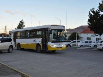 �La empresa L�nea Siete va a seguir cumpliendo con el contrato, que vence en 2016�