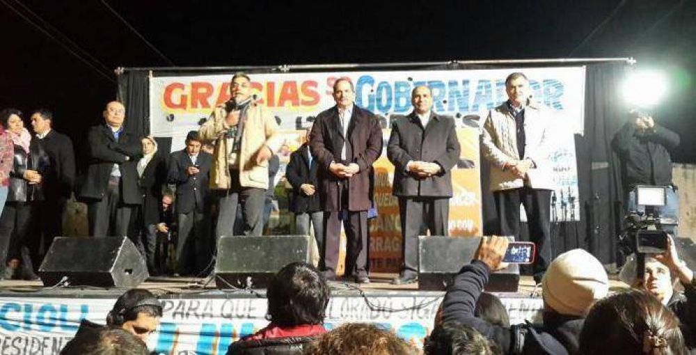 Manzur y Jaldo llegaron a R�o Colorado para brindar su apoyo a Lescano