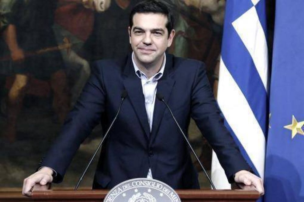 Con el riesgo de un cisma en Syriza, Tsipras impulsa ms ajustes para mantener a Grecia en el euro