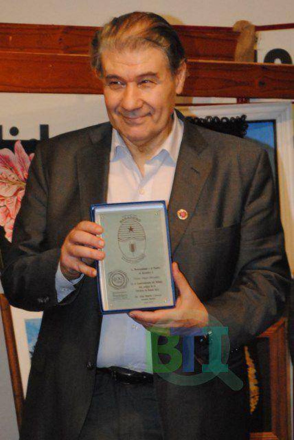 V�ctor Hugo Morales present� sus libros �Audiencia con el diablo� y �Mentime que me gusta�