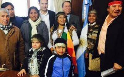 Entregan primera Escritura Comunitaria a un pueblo originario en la Provincia