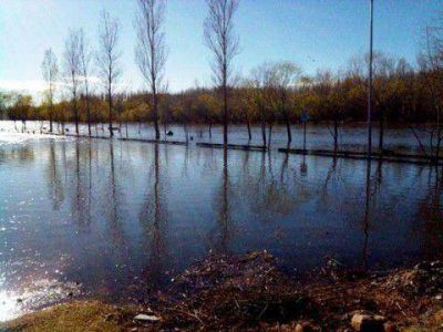 Anuncian crecida en r�os (servir� como test)