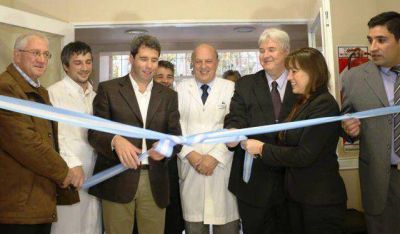 Sergio U�ac inaugur� esta tarde un nuevo tom�grafo y ec�grafo