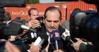Alperovich a Amaya: �Por qu� critica si el vot� a favor de los acoples?