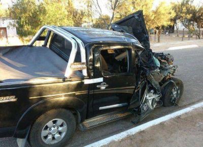 Desaguadero: una familia completa est� internada por un choque contra un cami�n