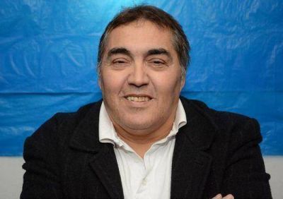 Tasistro: �Los vecinos esperan propuestas, no quien pone m�s afiches o regala m�s bolsitas� 
