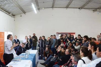 Firmaron convenio para problema de viviendas inundables