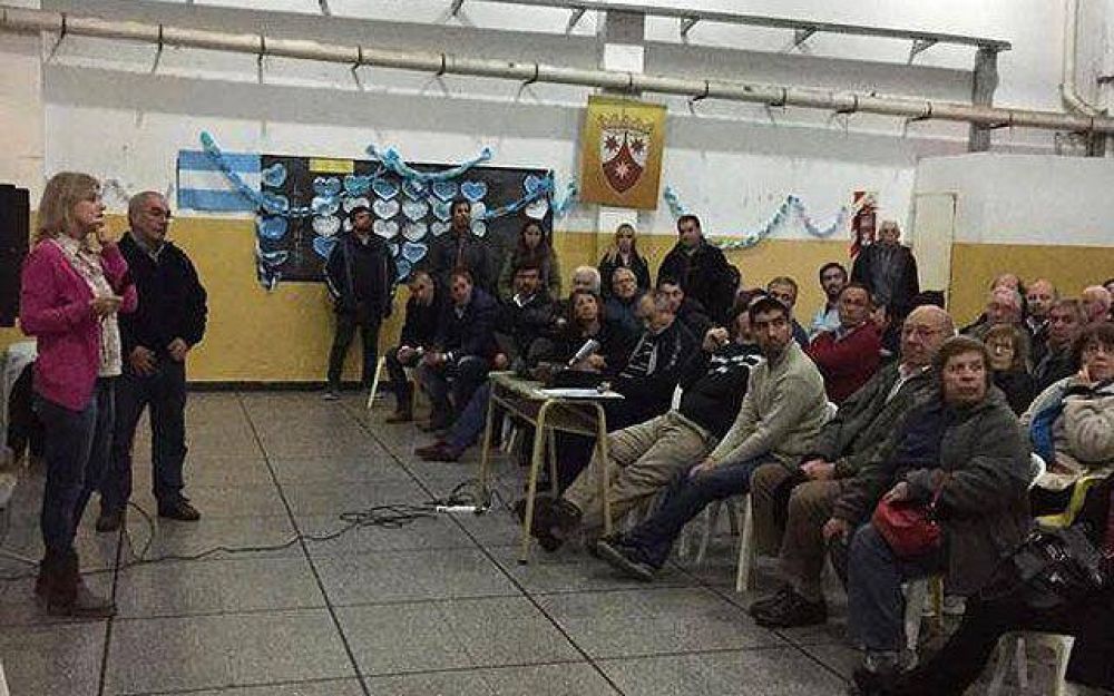 Basta de Inundaciones renov� reclamos por obras