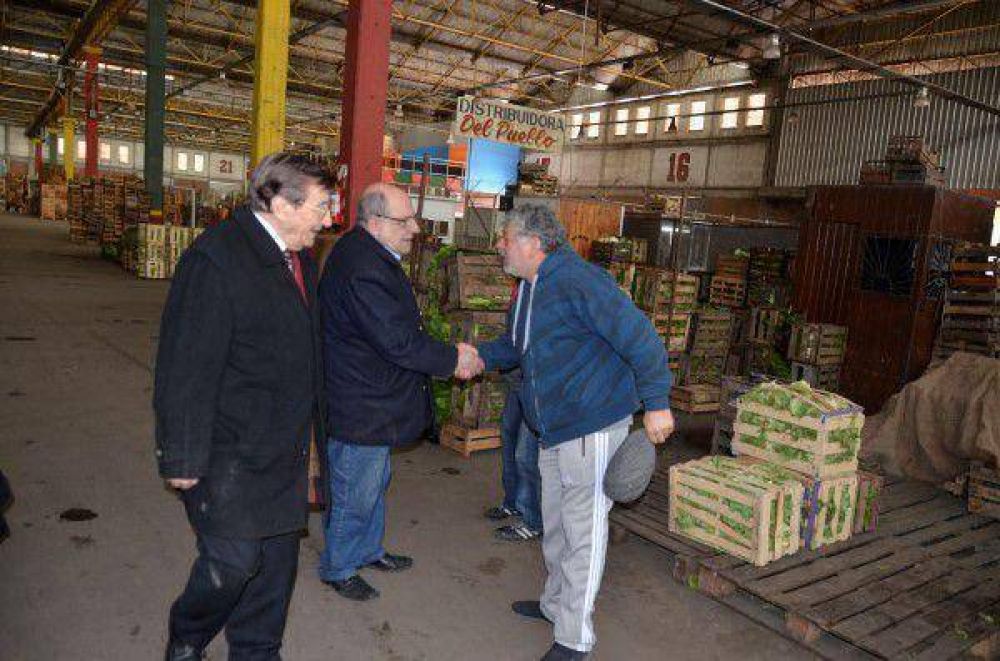 Arroyo propone un camino de circunvalaci�n para transporte de cargas