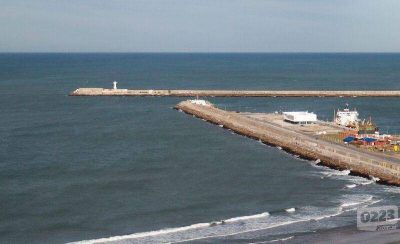 Extender la Escollera Sur, la obra que no propone ning�n candidato