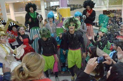 M�s de 300 artistas irrumpir�n en el centro en el d�a de la vigilia del 462� aniversario