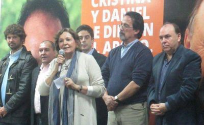 Vidal present� a sus precandidatos