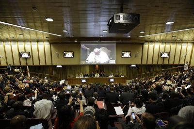 �En el cambio clim�tico, el Papa afronta peligrosos poderes globales�