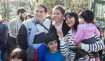 Kicillof arranc� su campa�a porte�a