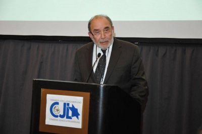 Para el CJL, �las relaciones entre la comunidad y el gobierno volvieron a ser las de siempre�