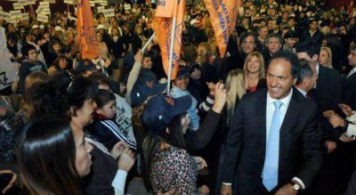Campa�a: Scioli con agenda en La Plata, el Conurbano y en Santiago del Estero