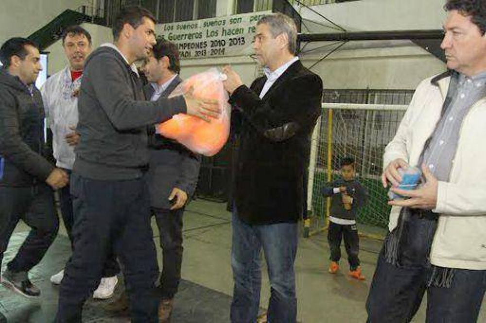 Avellaneda lanz la Liga Municipal de Interclubes de Futsal