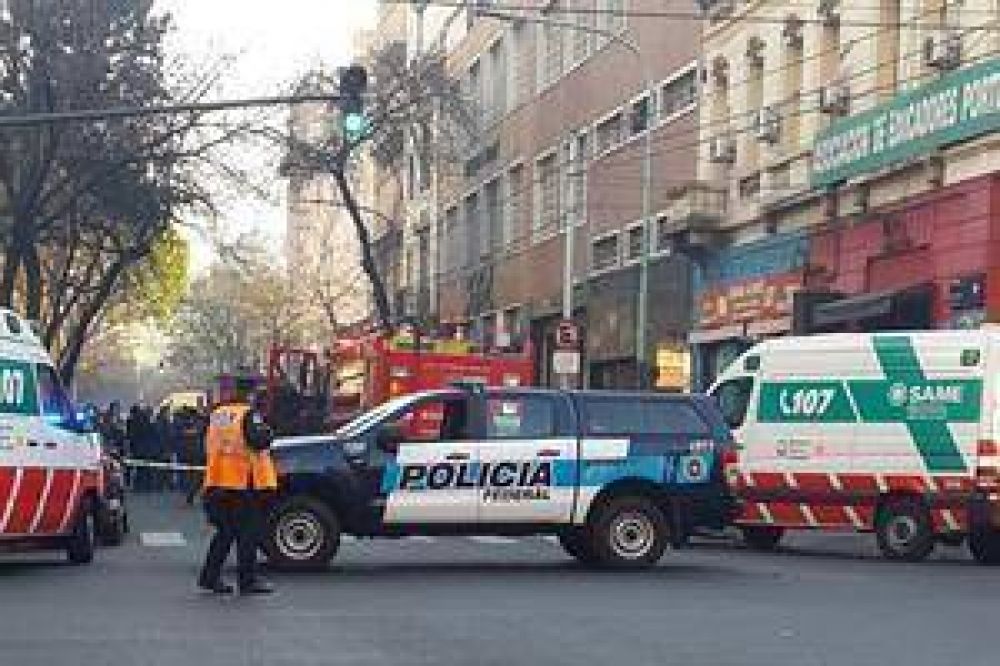 Incendio en la f�brica de Felfort: dos heridos con principio de asfixia