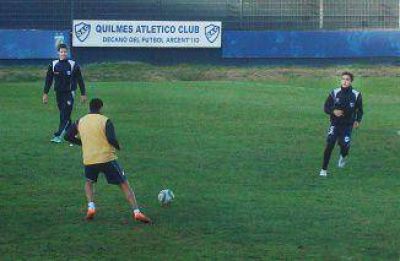 Quilmes recibe a Racing con el debut de Sava y muy pocas variantes