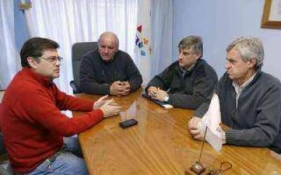Elecciones 2015: El candidato Claudio Molina visit� Chillar
