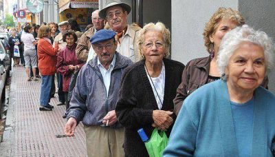 Proponen implementar corredores seguros para la tercera edad