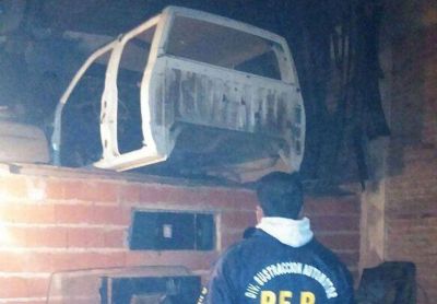 Hallan autopartes robadas en un taller mec�nico en el ingreso a San Benito