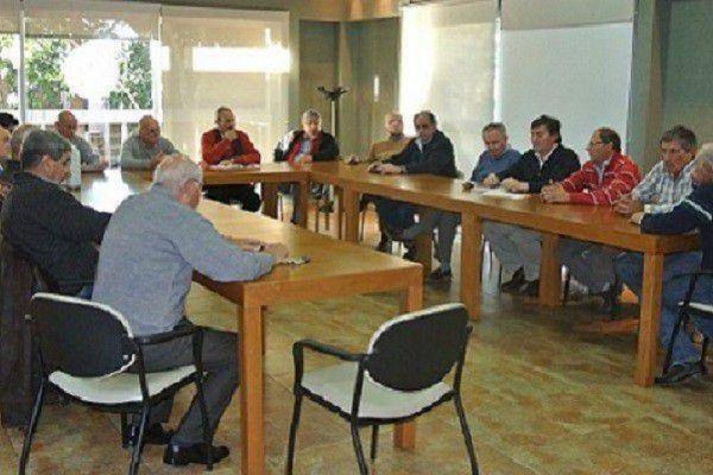 Sectores productivos solicitan a Urribarri que convoque a una mesa provincial de lechera 