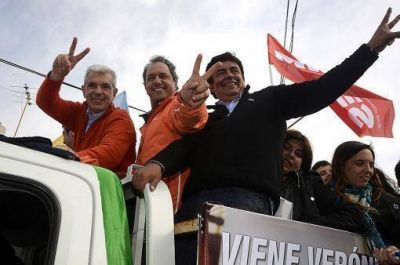 Con la presencia de Scioli, Dom�nguez y Espinoza realizar�n su cuarta caravana por el conurbano