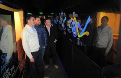 Salte�os y turistas disfrutaron la muestra de Marca Pa�s y el festival Toda Salta de Fiesta