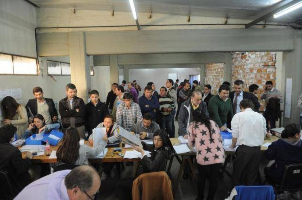 Habr� hasta 150 boletas en los cuartos oscuros